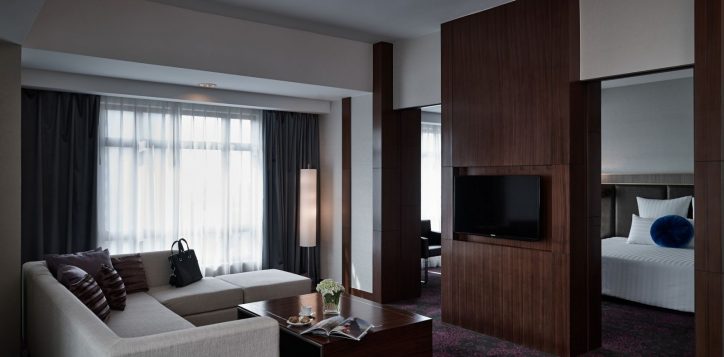 02-deluxe-suites-2